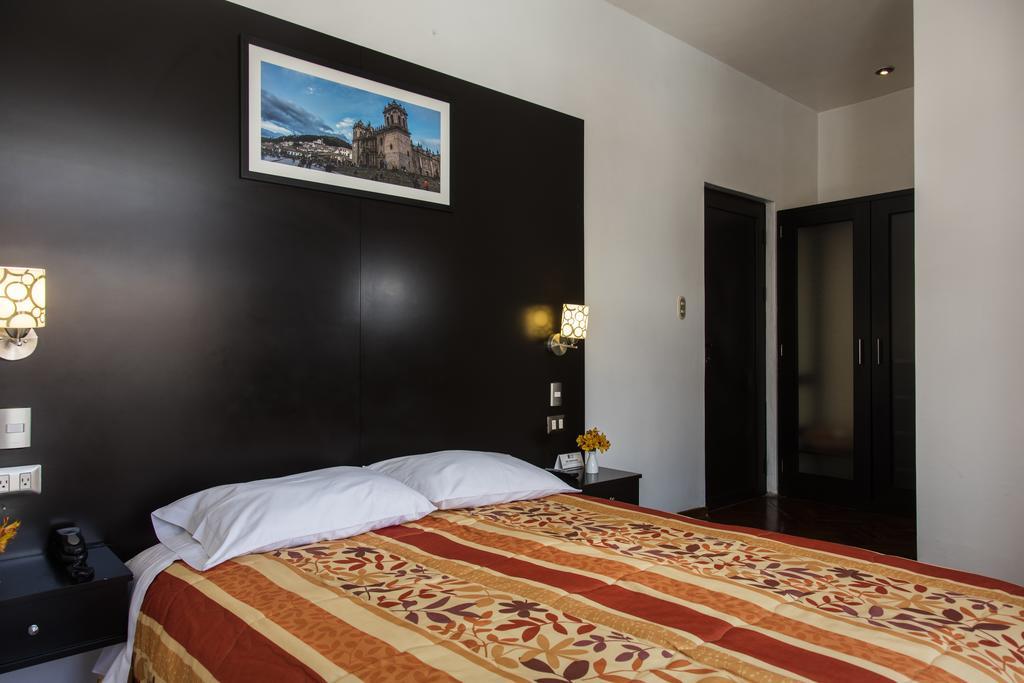 Hostal & Apartments El Triunfo Cuzco Kültér fotó